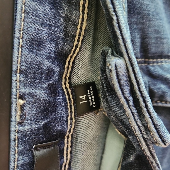 Simply Vera Vera Wang Blue Jeans with Classic Indigo Wash Size 14 - Picture 4 of 9